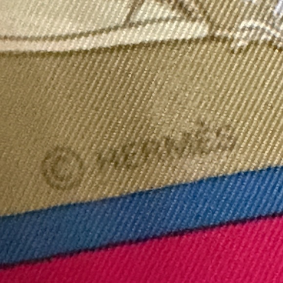 Hermès EN COURSE Silk Scarf. - Picture 16 of 16